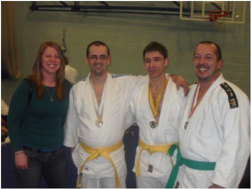 Picture of Coach Elaine with Robin, Chris and Sean